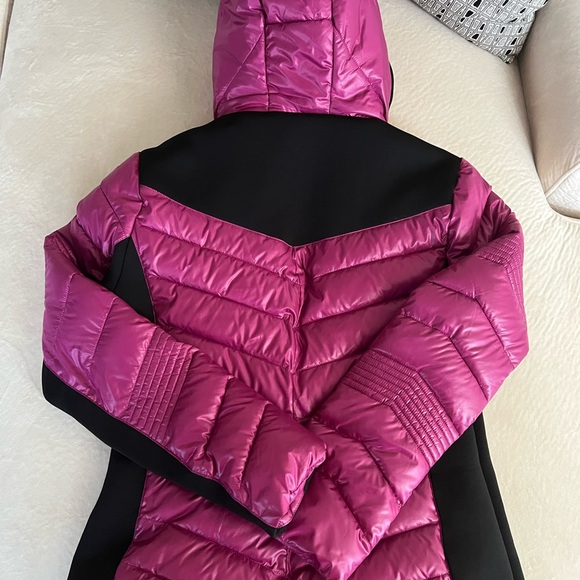 Guess Jacket - Picture 2 of 4